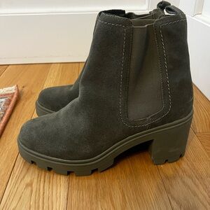 Splendid Olive Leather Chelsea Ankle Boots Pull On Comfort Women's Size 8.5